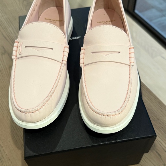 Saint Laurent Light Pink Leather Loafers - Picture 6 of 7
